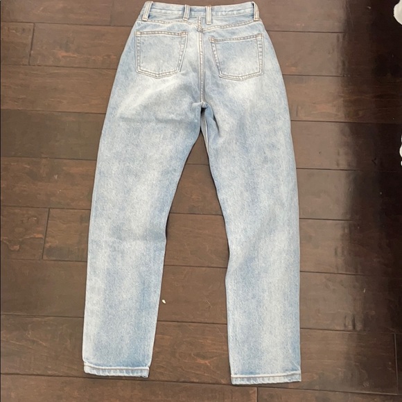 Brandy melville molly jeans - Picture 2 of 3